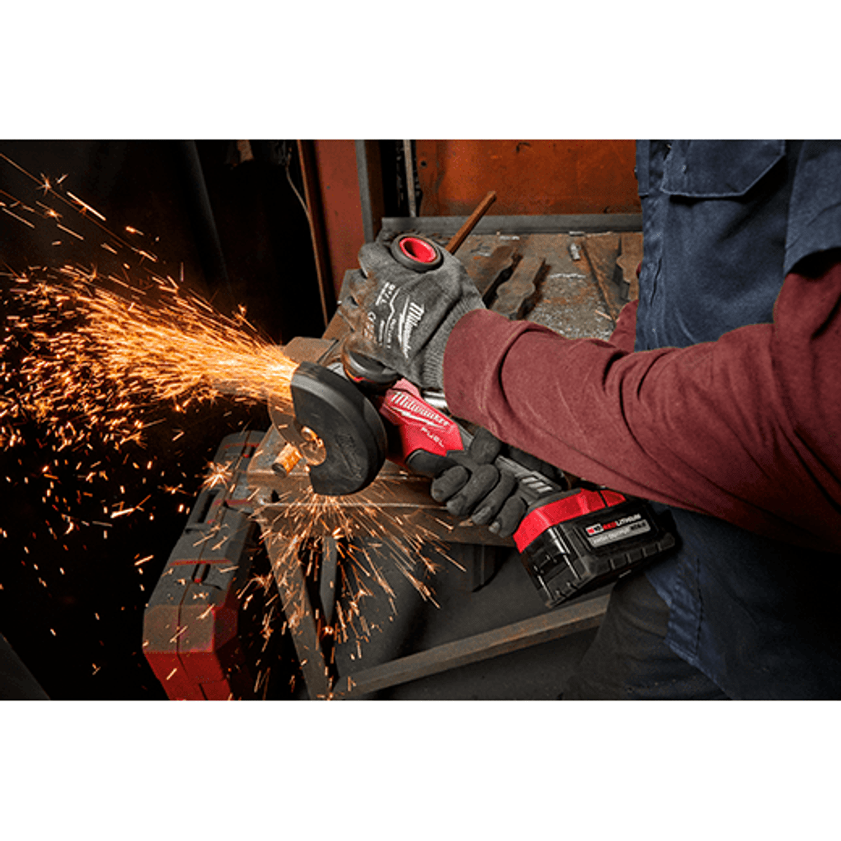 Milwaukee 2880-20 M18 FUEL Cordless Grinder, 4-1/2 in Dia Wheel, 5/8-11 Arbor/Shank, 18 VDC, Lithium-Ion Battery, Paddle No-Lock Switch