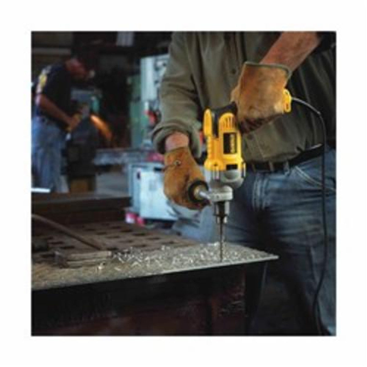 DeWALT DWD210G  1/2" VSR Drill, Pistol Grip, Keyed Chuck, 10 AMP